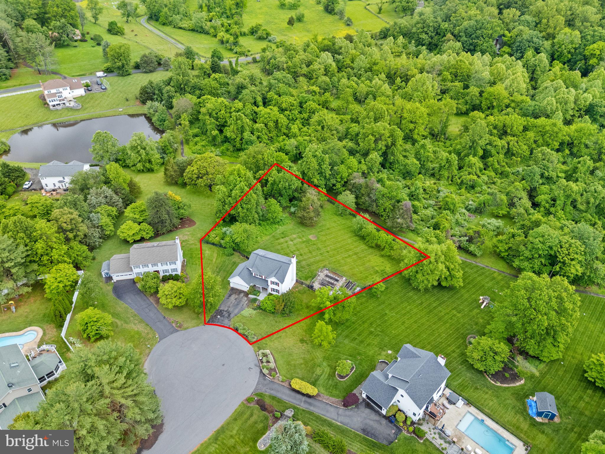 5722 POND VIEW LANE