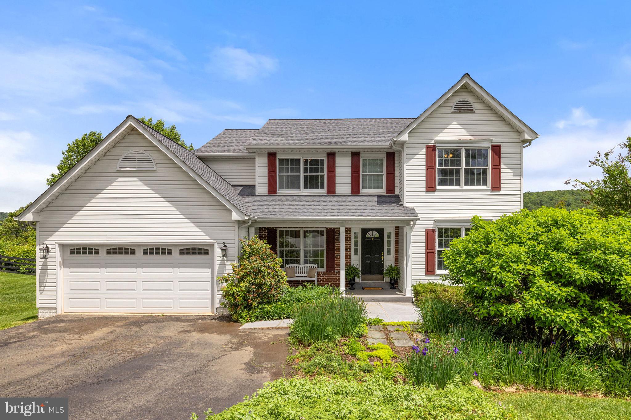 5722 POND VIEW LANE
