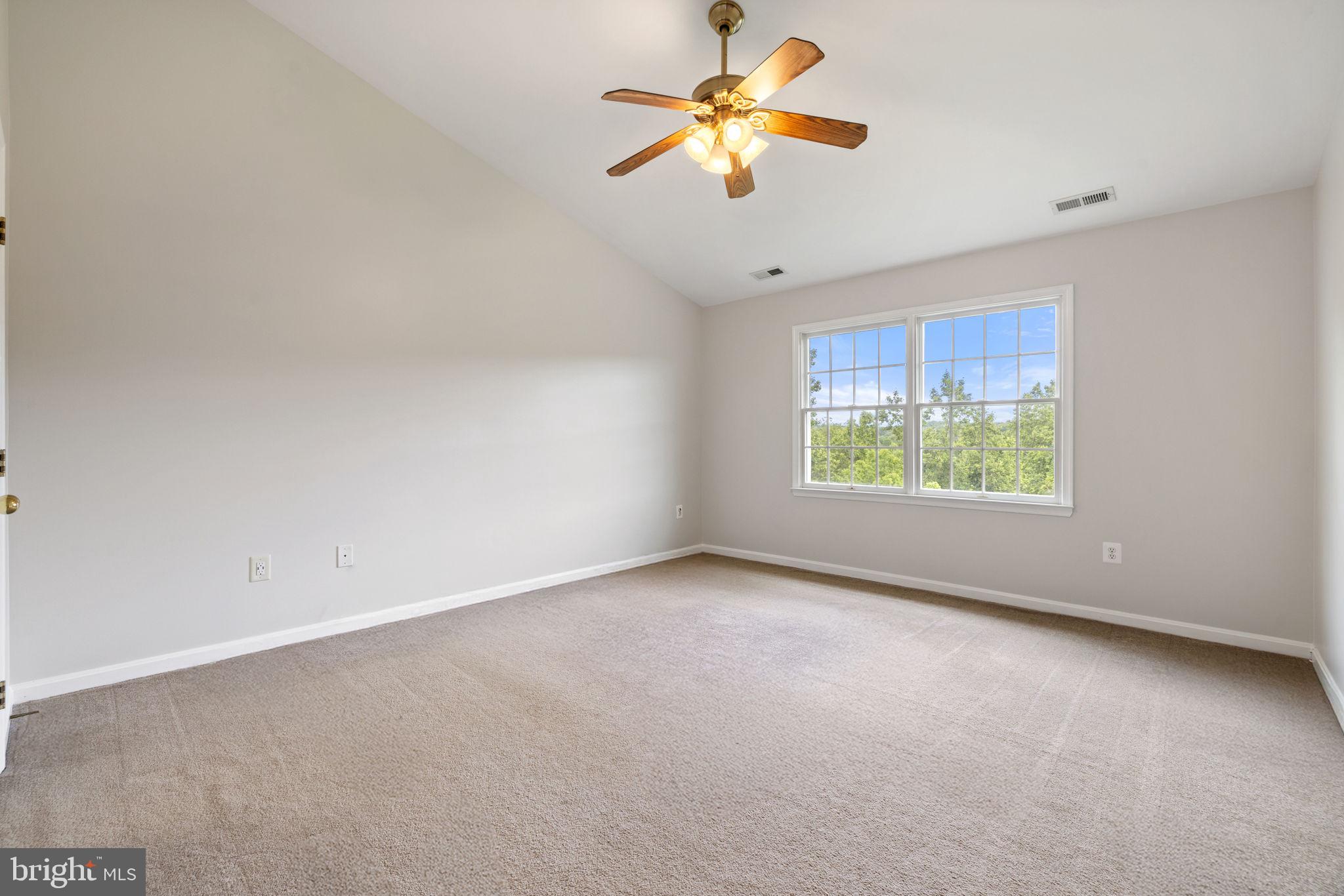 5722 POND VIEW LANE