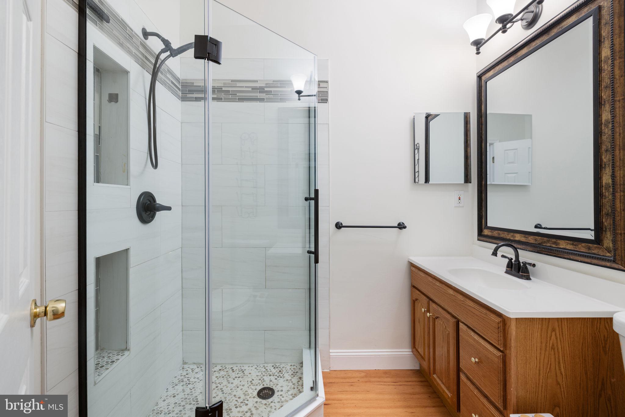5722 POND VIEW LANE