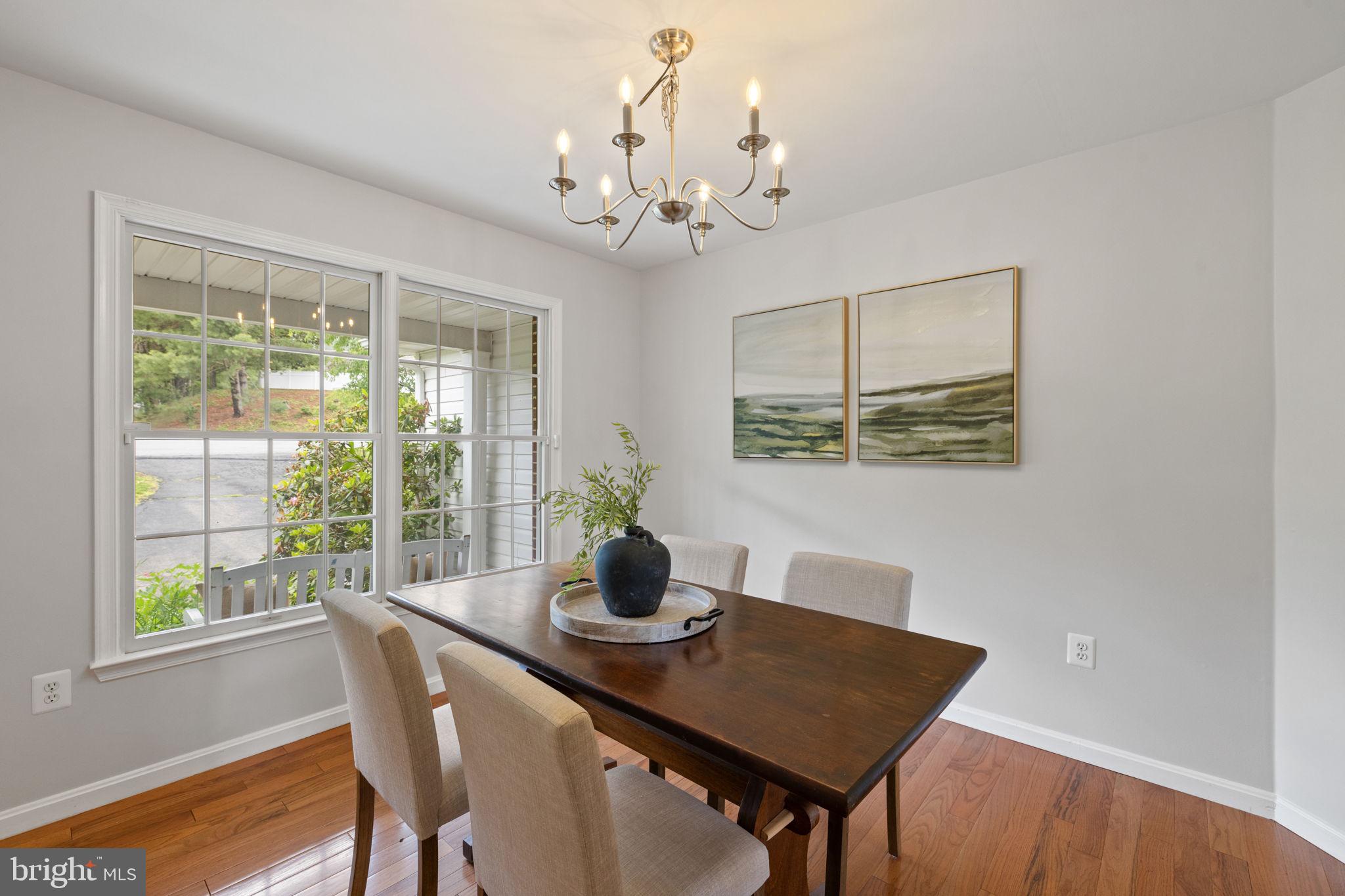 5722 POND VIEW LANE