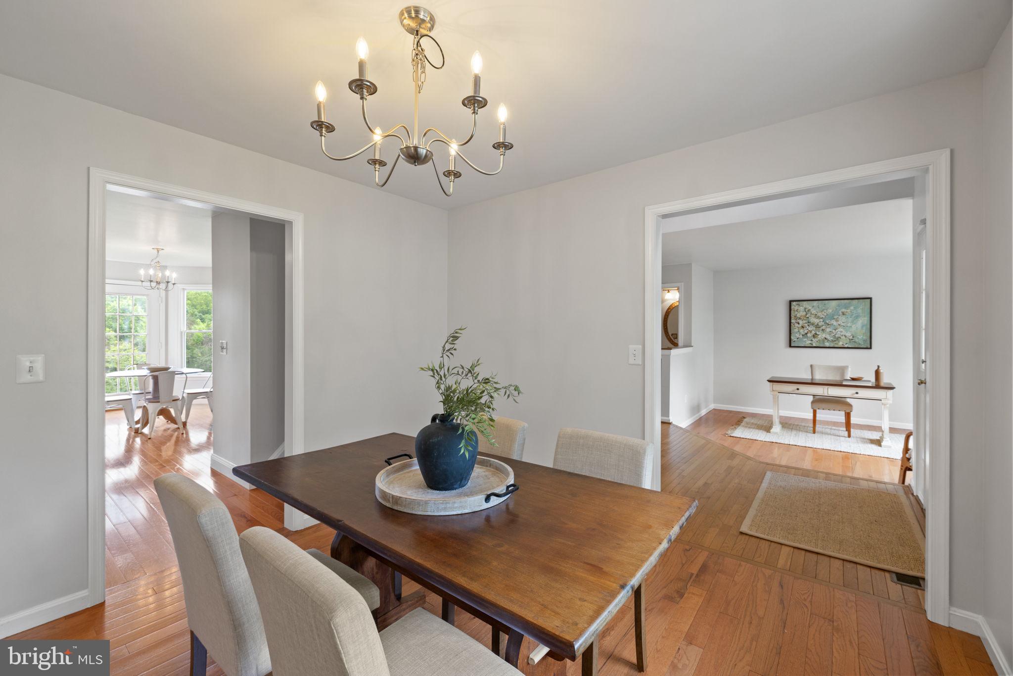 5722 POND VIEW LANE