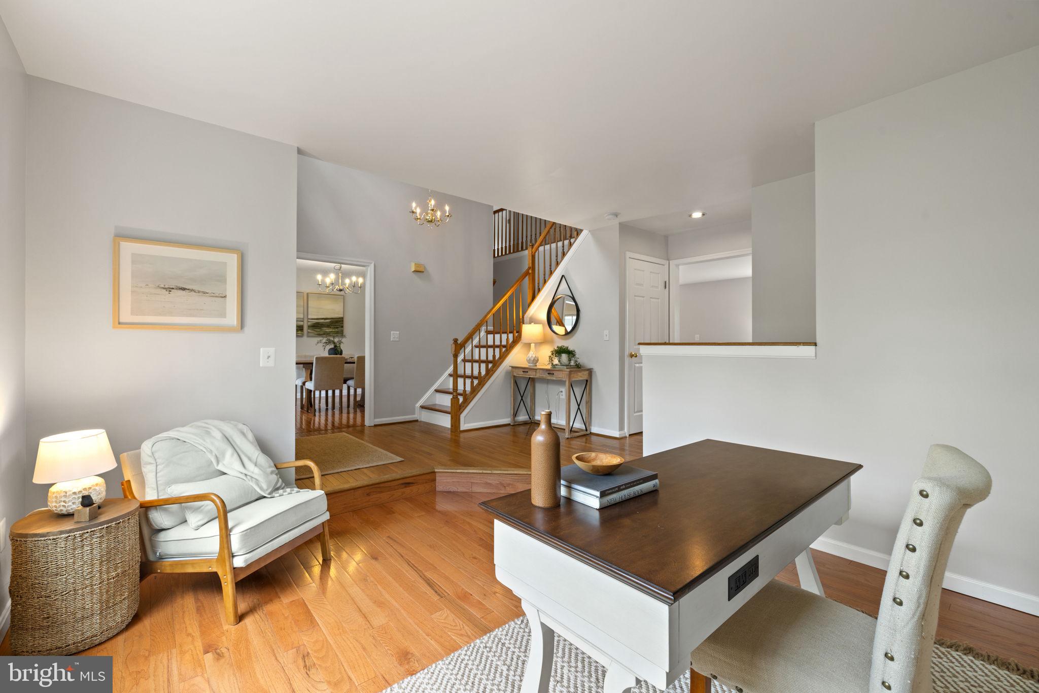 5722 POND VIEW LANE