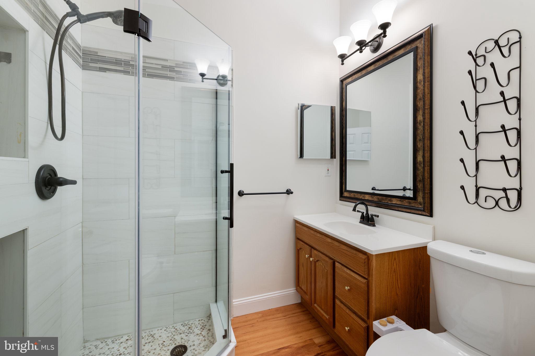 5722 POND VIEW LANE