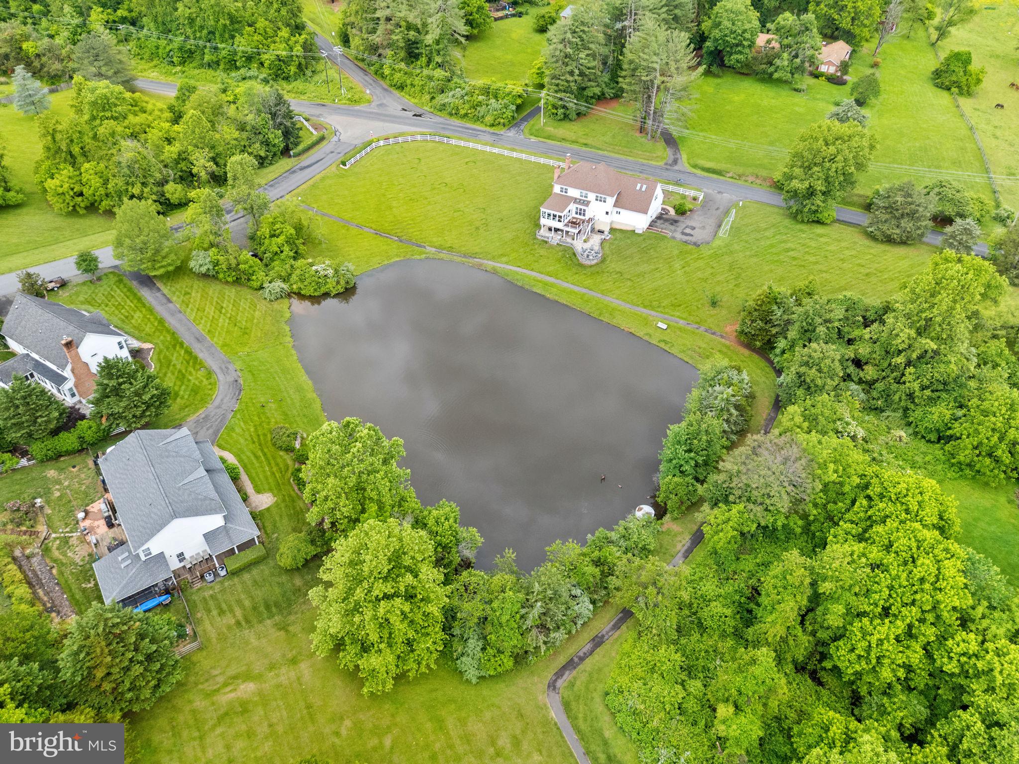 5722 POND VIEW LANE