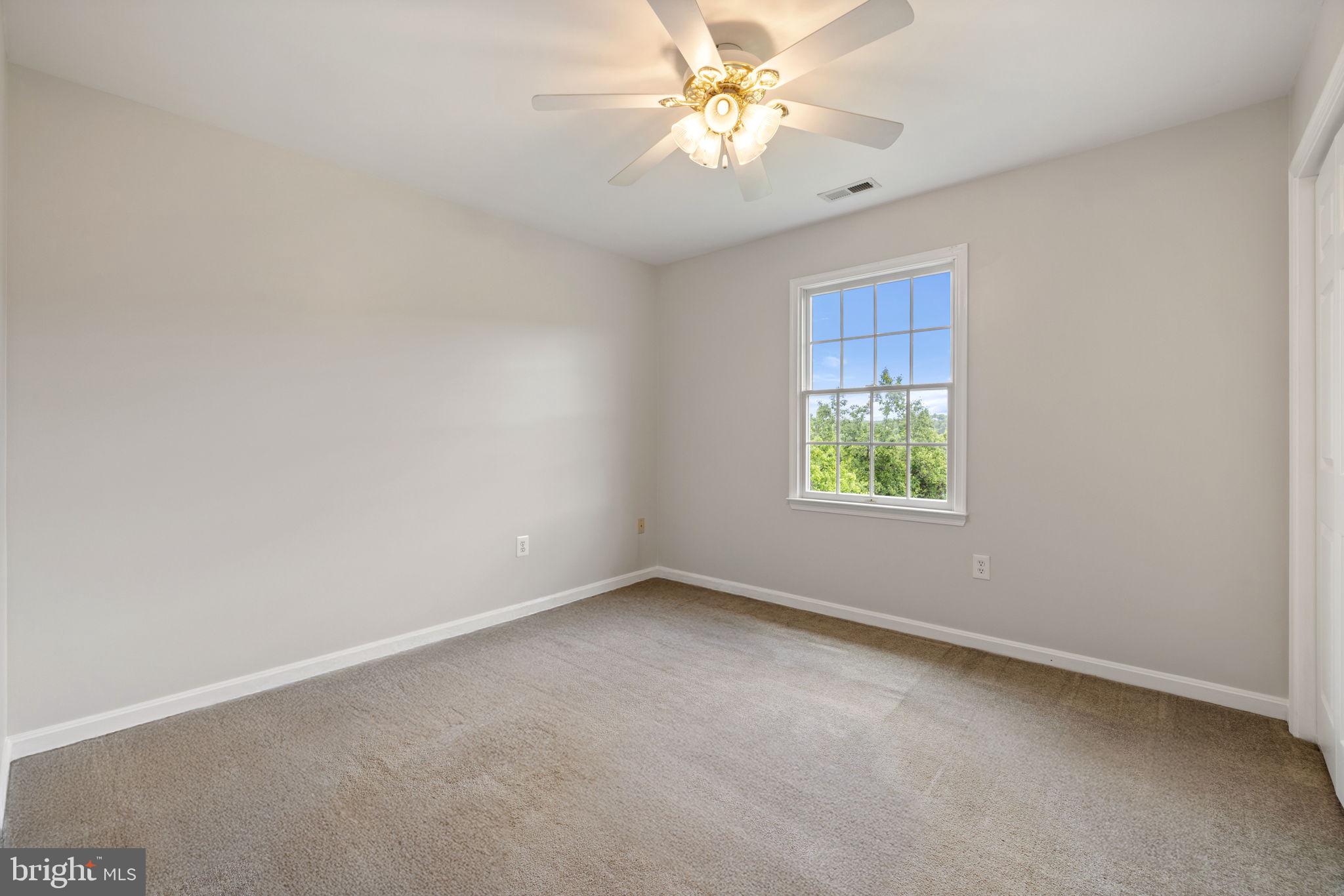 5722 POND VIEW LANE