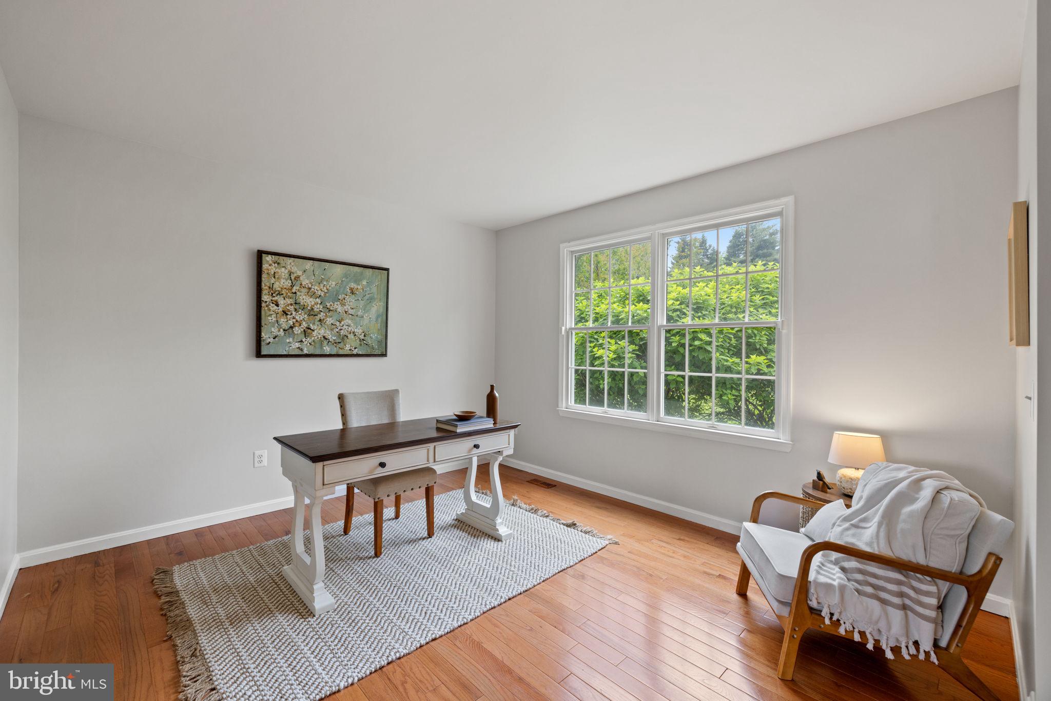 5722 POND VIEW LANE