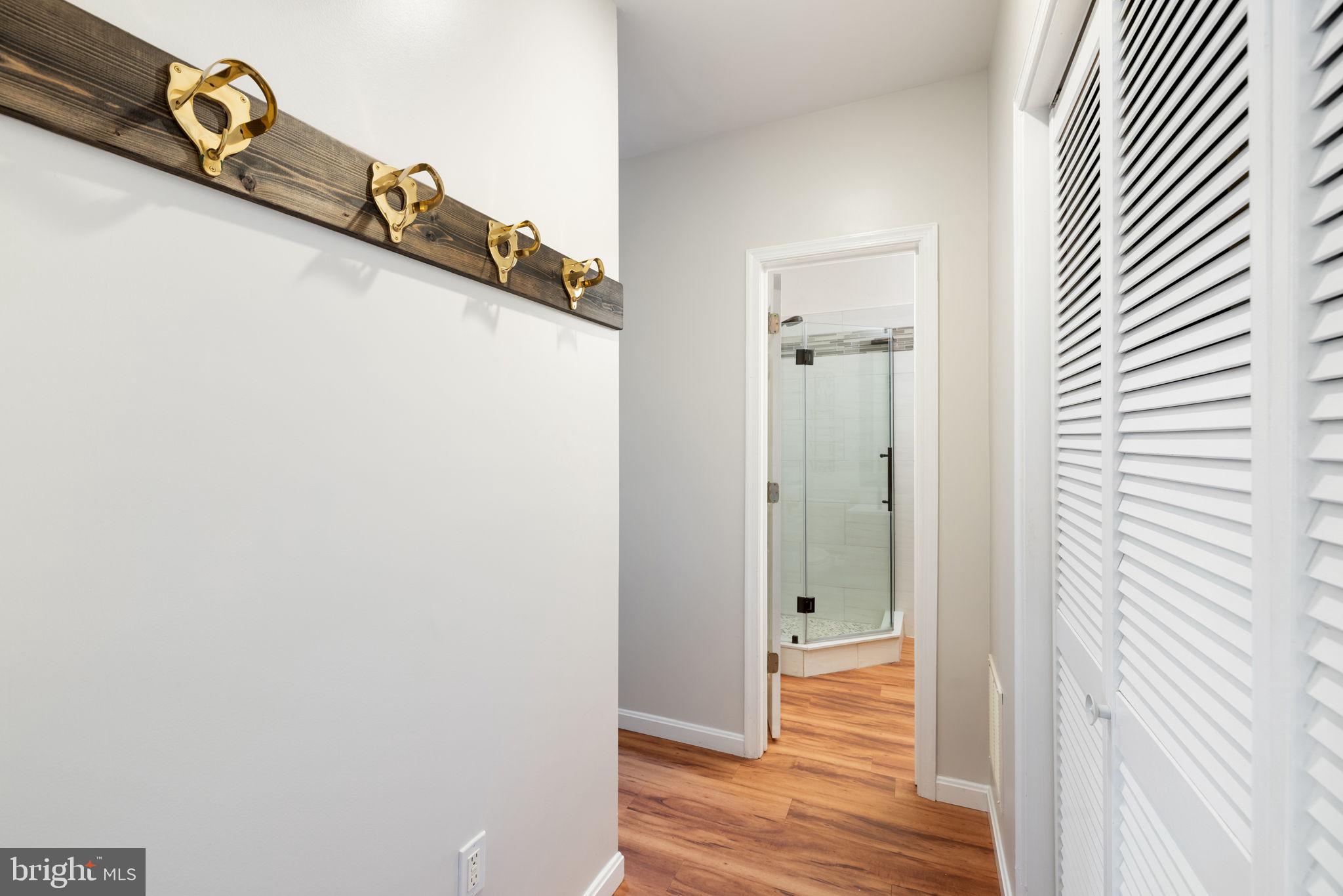 5722 POND VIEW LANE