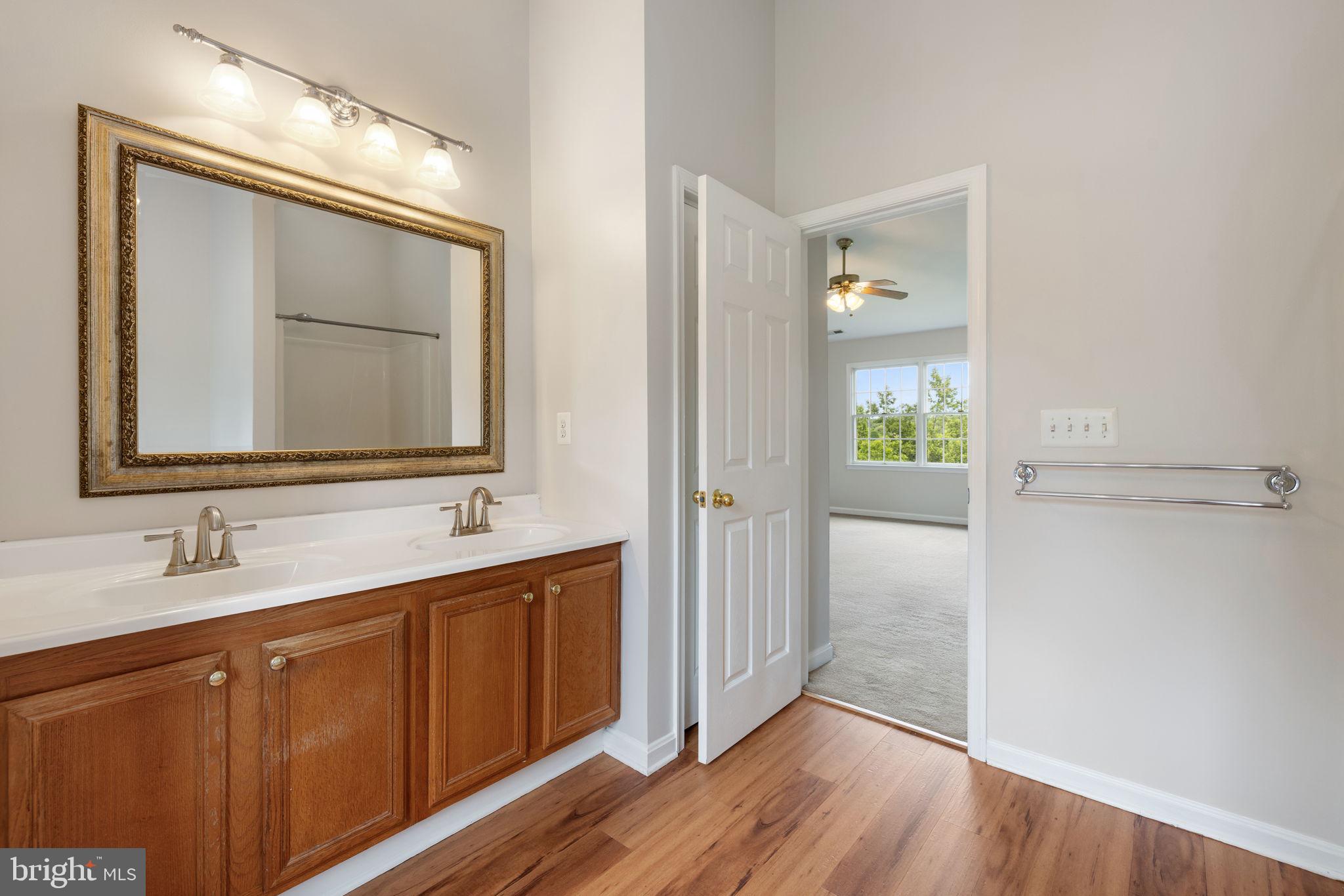 5722 POND VIEW LANE