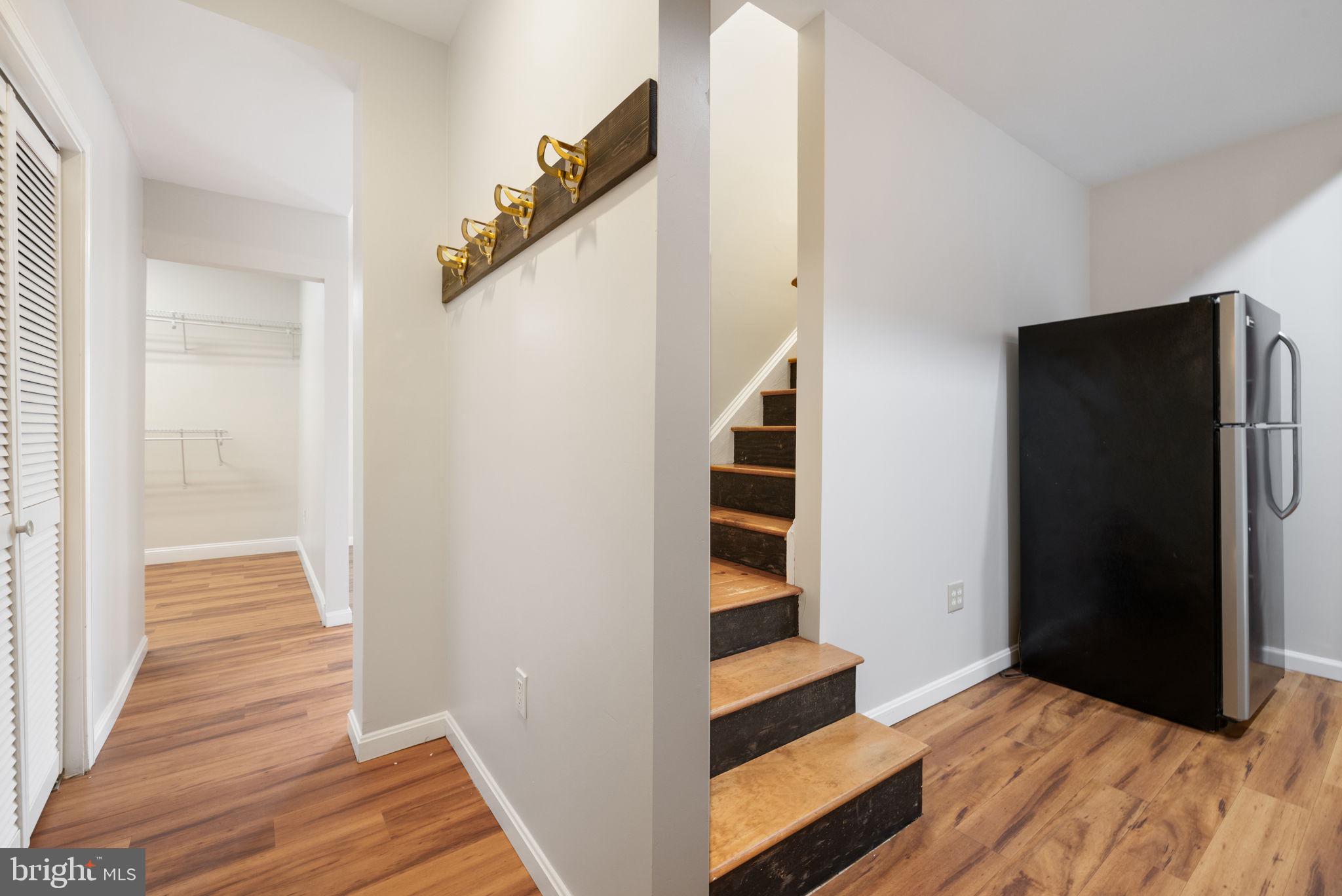 5722 POND VIEW LANE