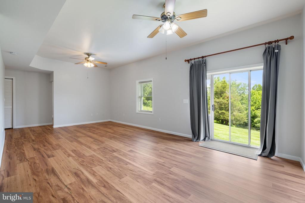5722 POND VIEW LANE