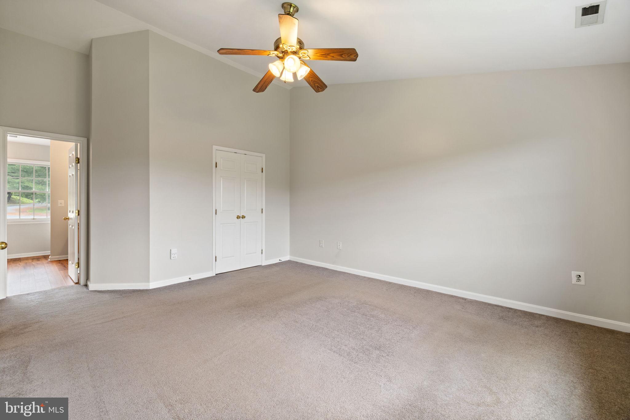 5722 POND VIEW LANE