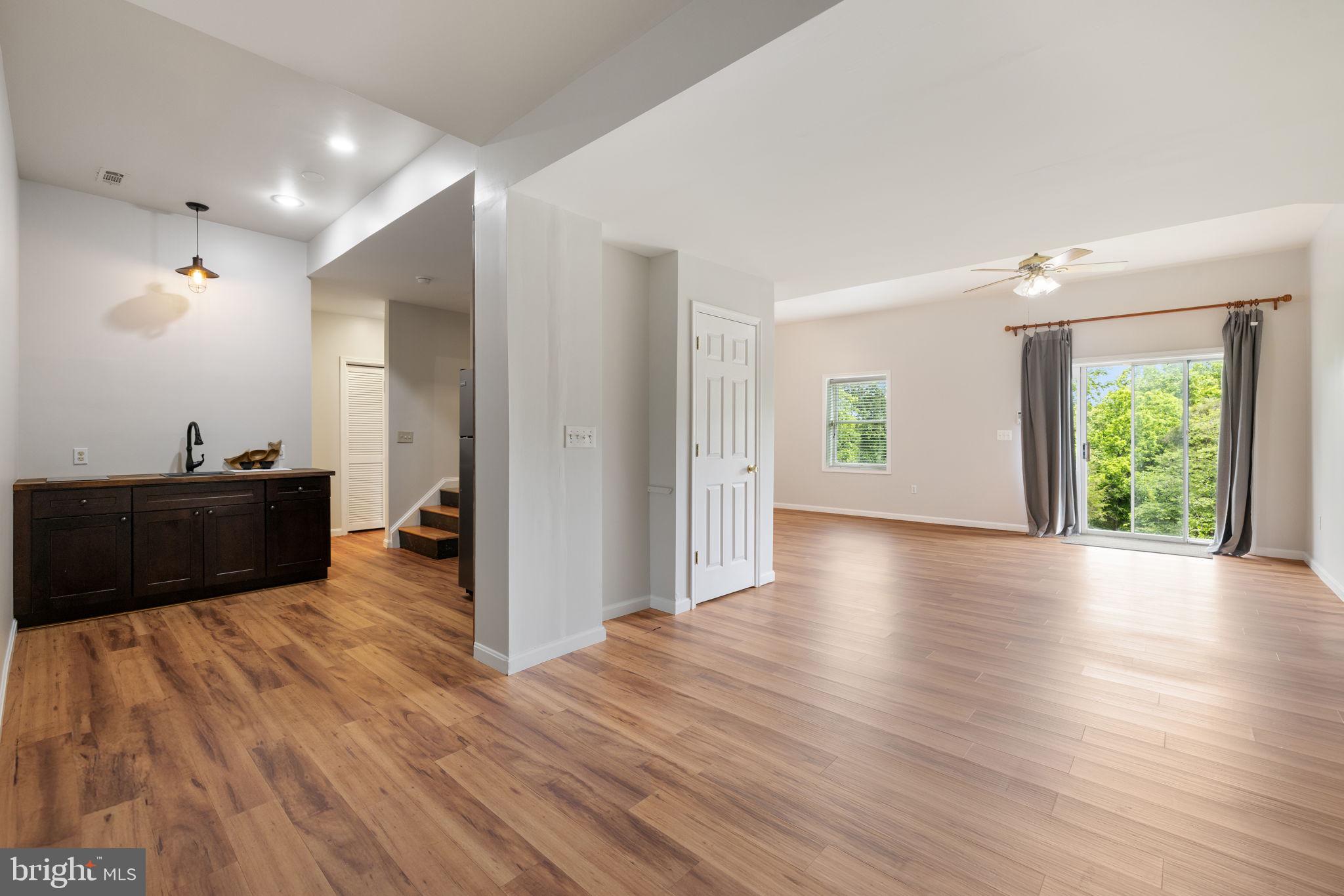 5722 POND VIEW LANE
