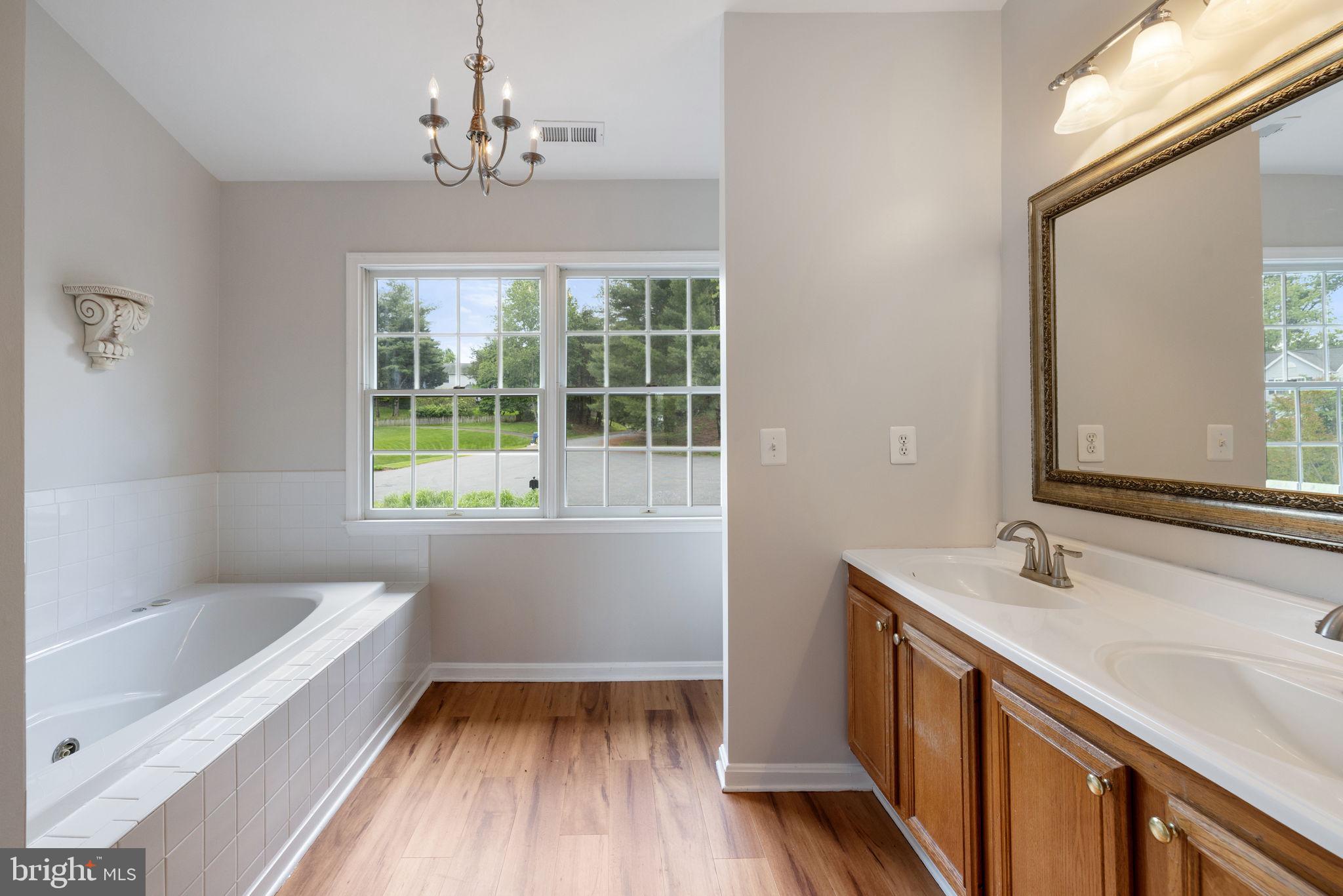 5722 POND VIEW LANE