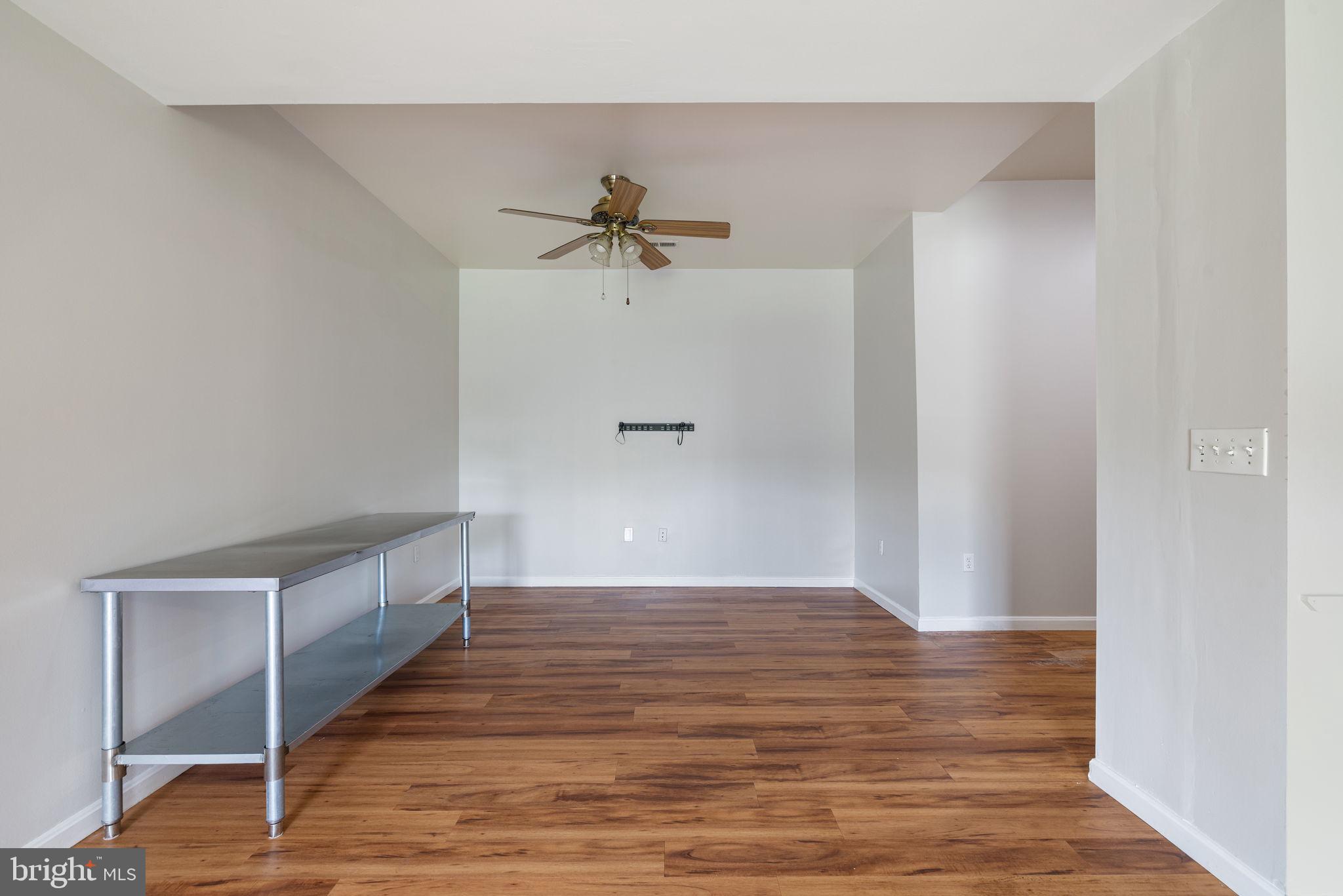 5722 POND VIEW LANE