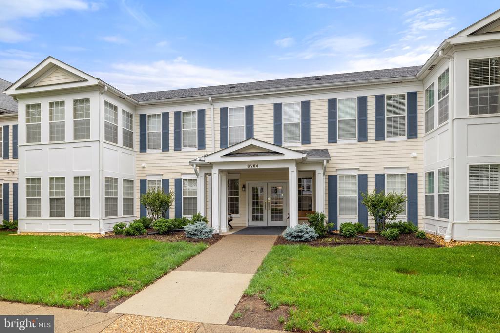 6704 HOLLY FARM LANE 203