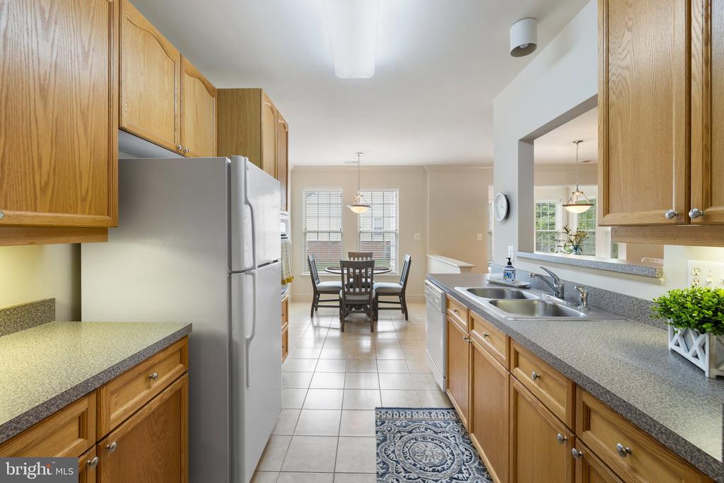 6704 HOLLY FARM LANE 203