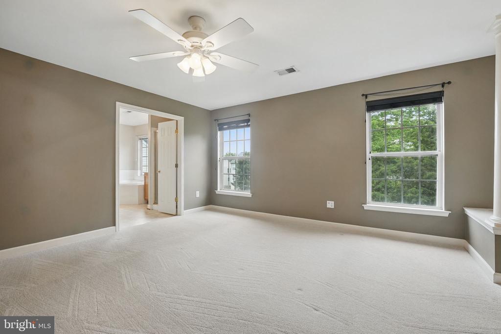538 Colony Ct