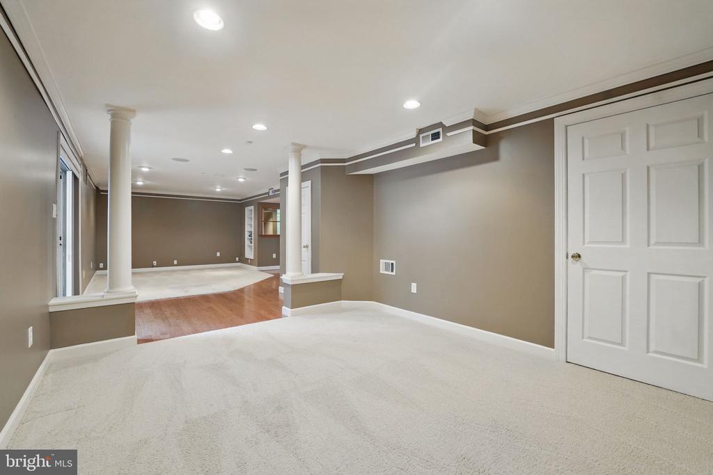 538 Colony Ct