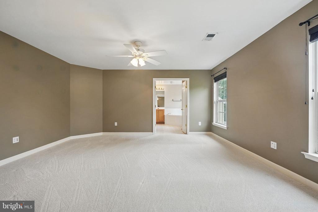 538 Colony Ct