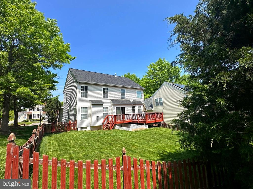 538 Colony Ct