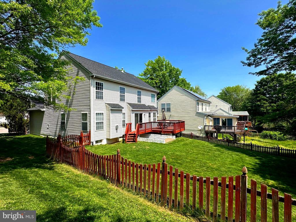 538 Colony Ct