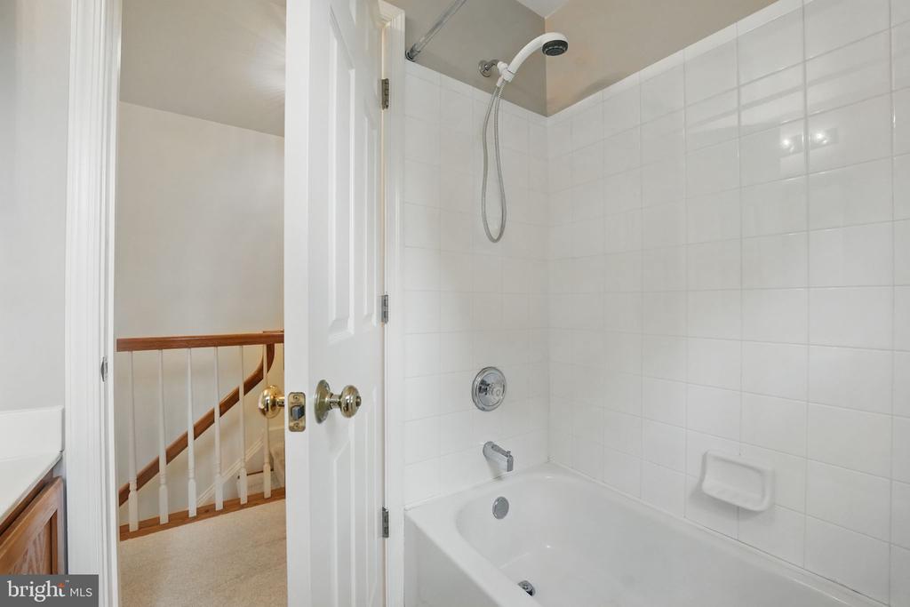 538 Colony Ct