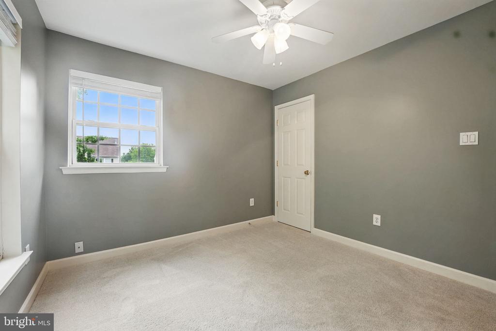 538 Colony Ct
