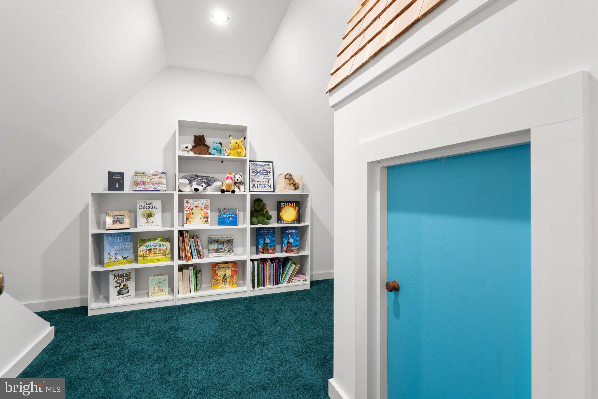 6008 FINCHINGFIELD ROAD