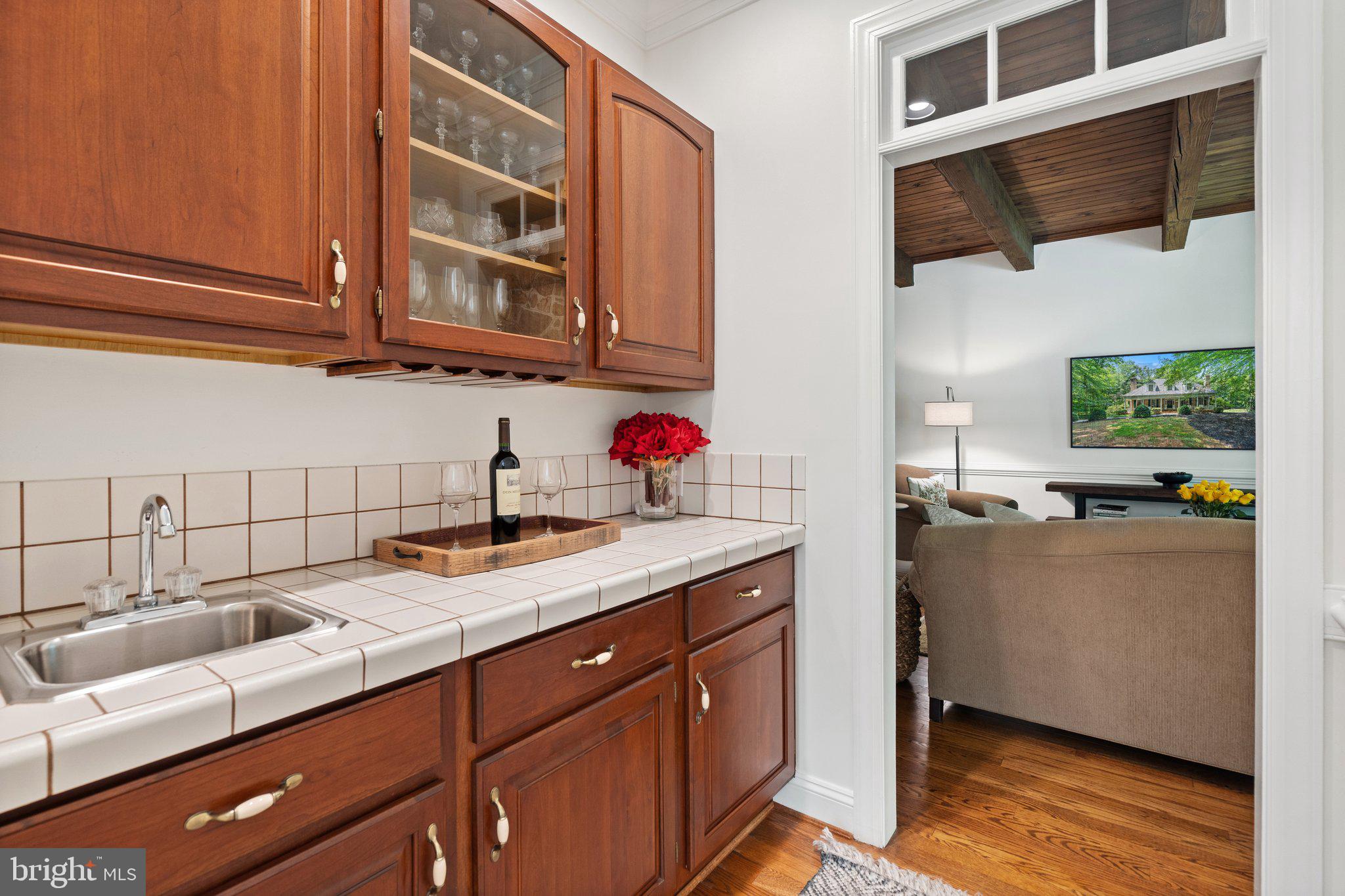 6008 FINCHINGFIELD ROAD