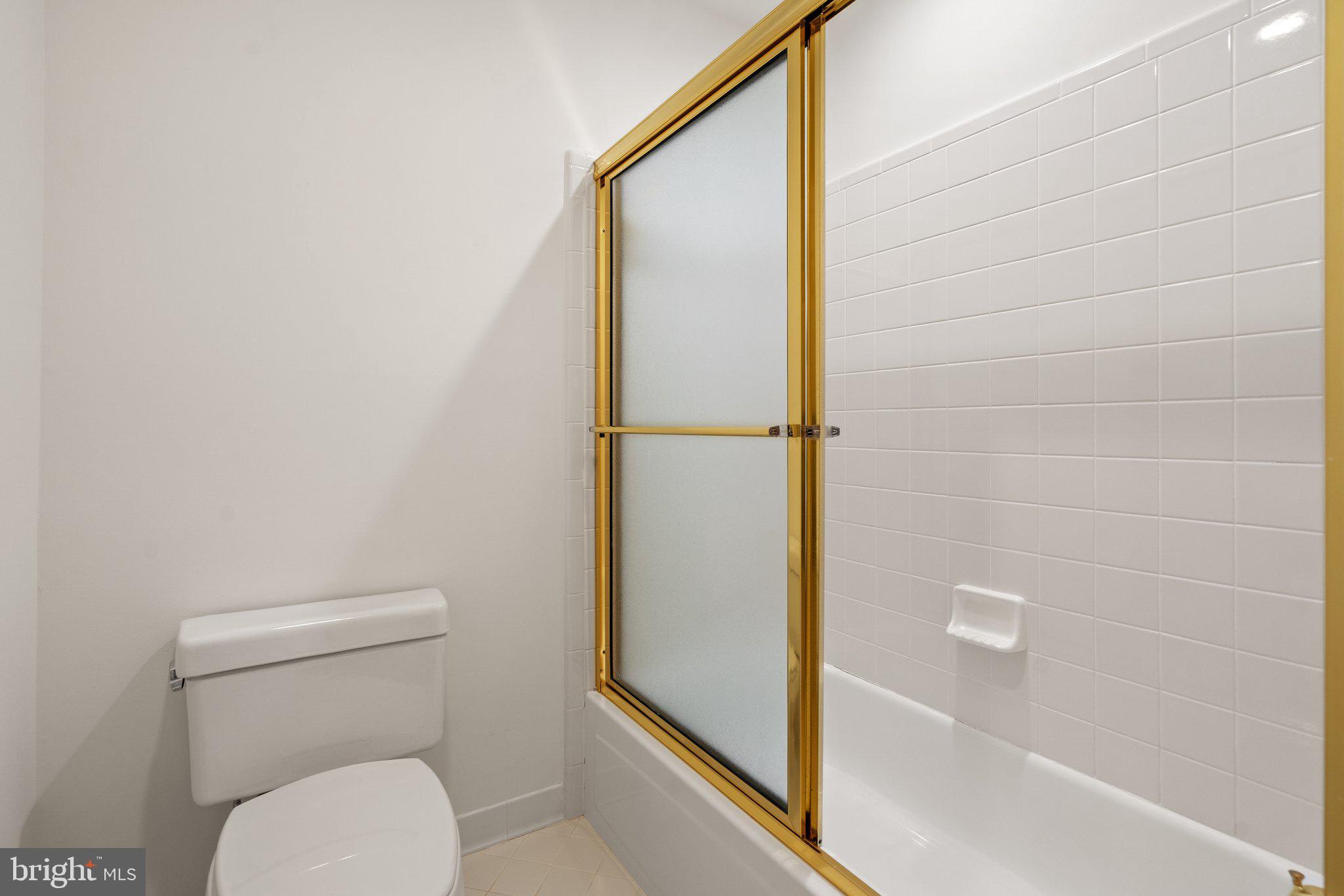 6008 FINCHINGFIELD ROAD