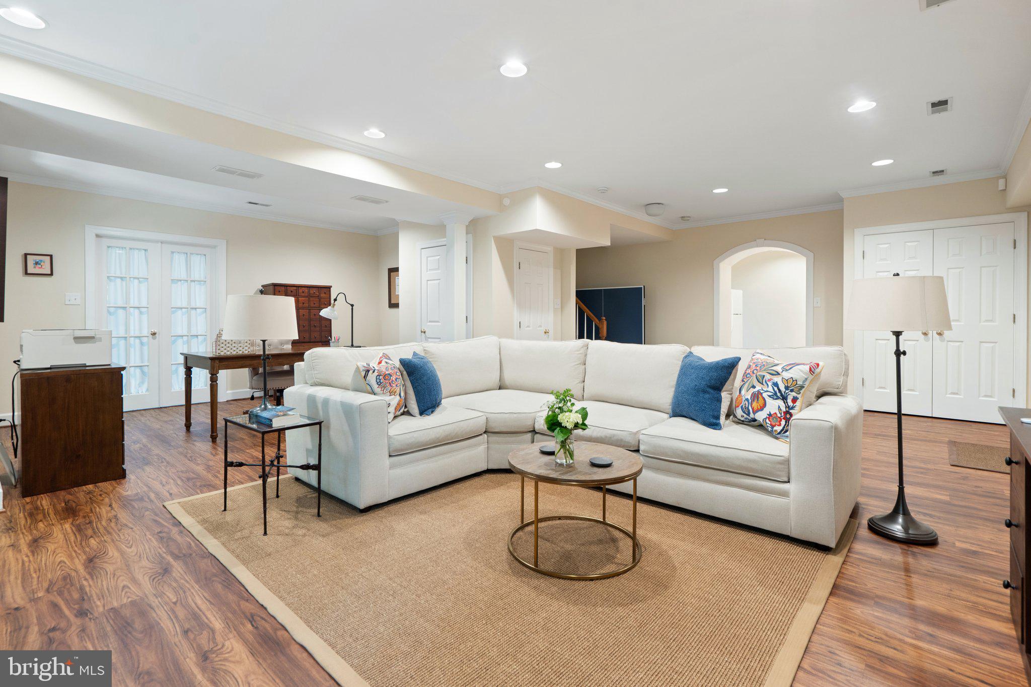 6008 FINCHINGFIELD ROAD