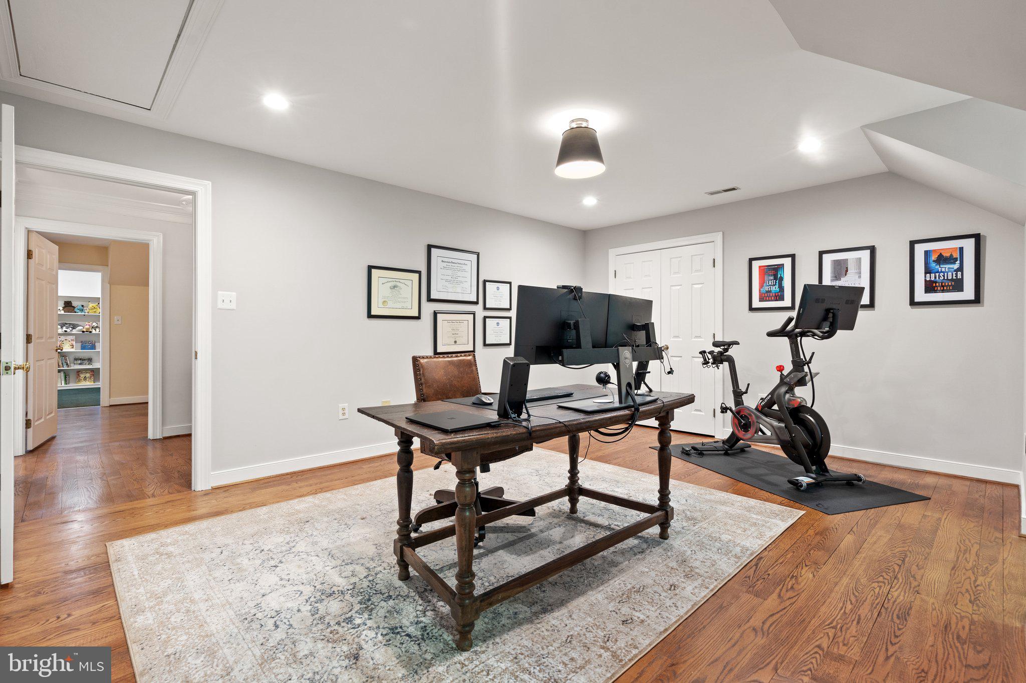 6008 FINCHINGFIELD ROAD