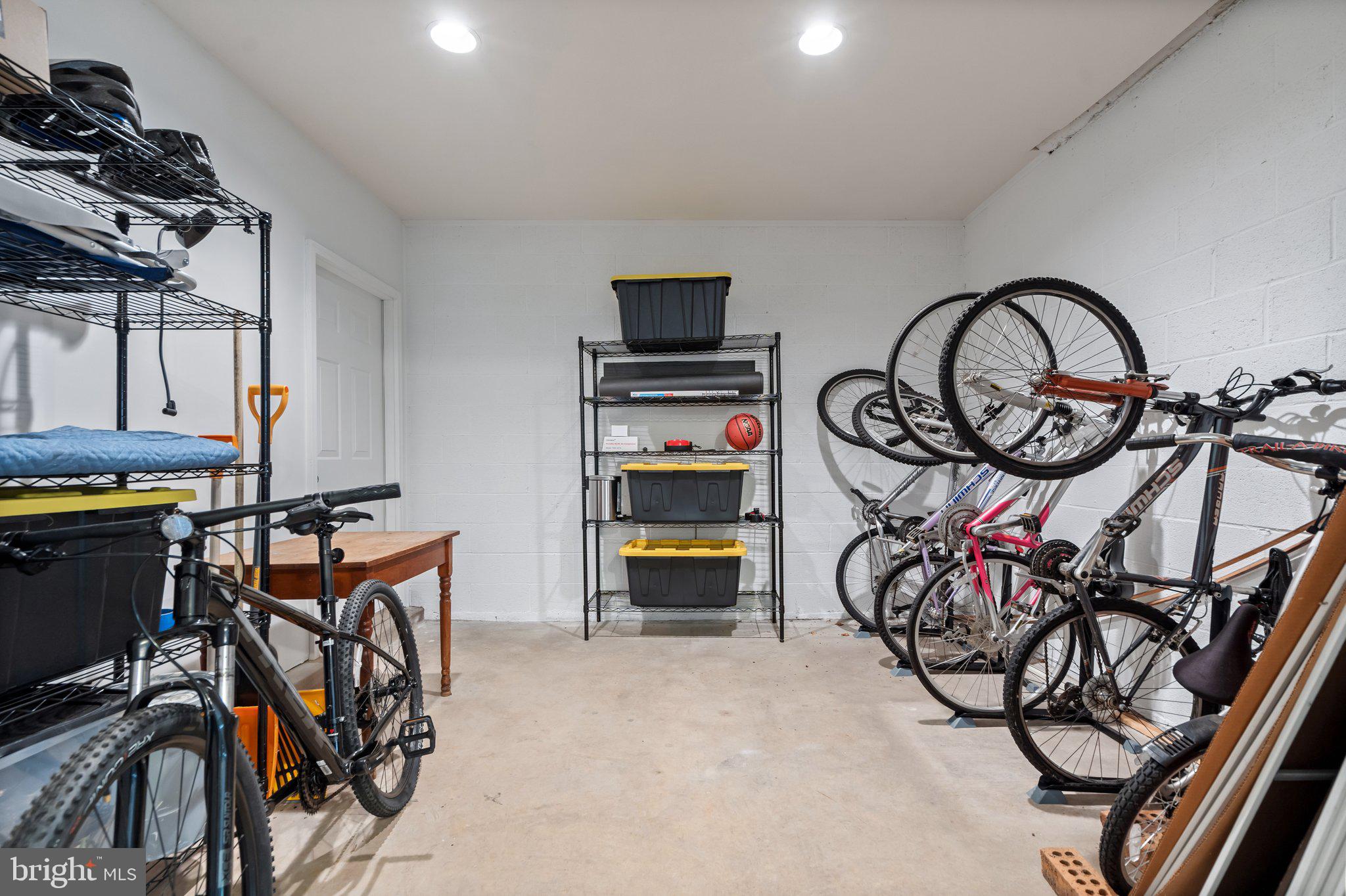 6008 FINCHINGFIELD ROAD