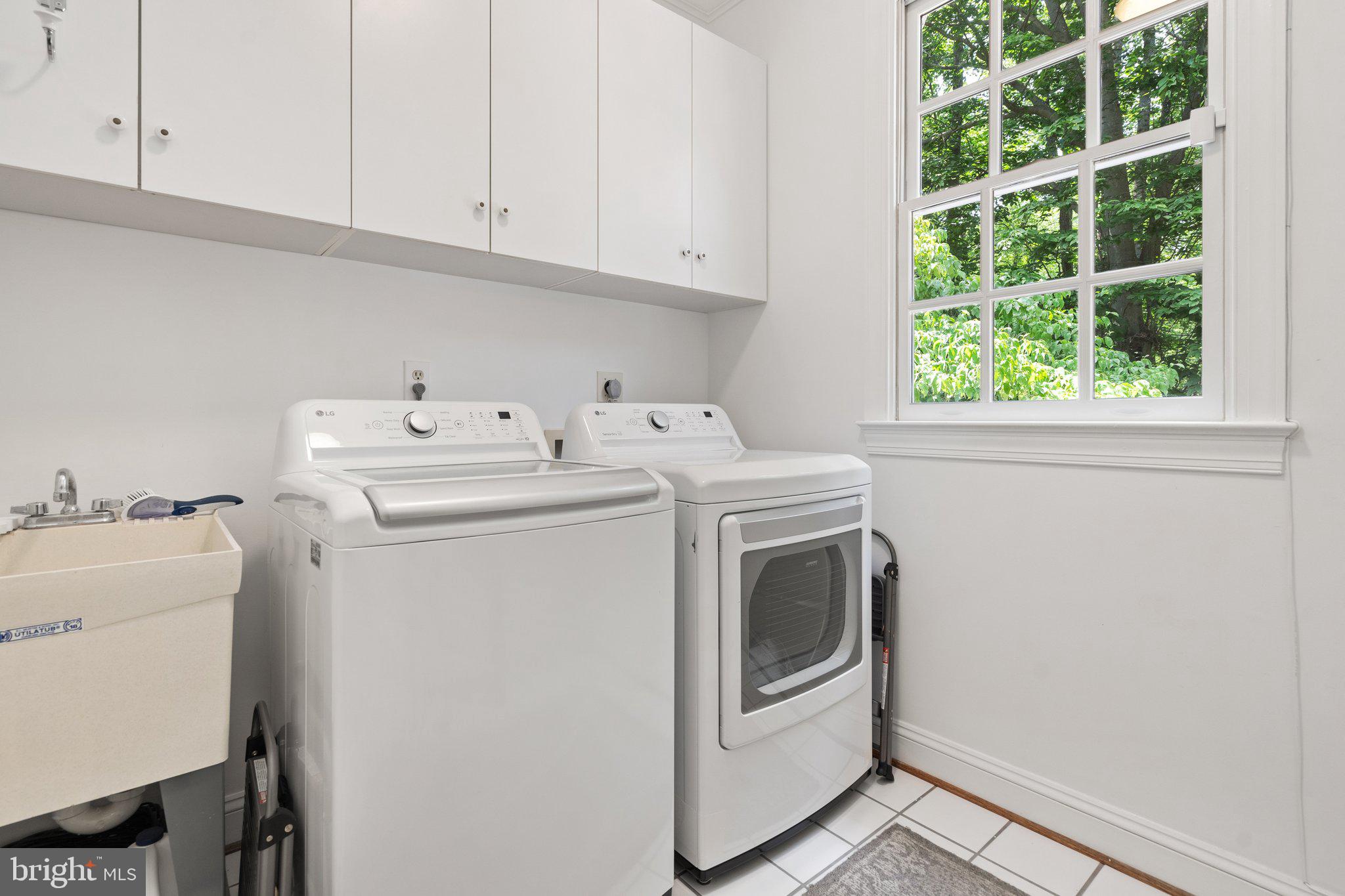 6008 FINCHINGFIELD ROAD