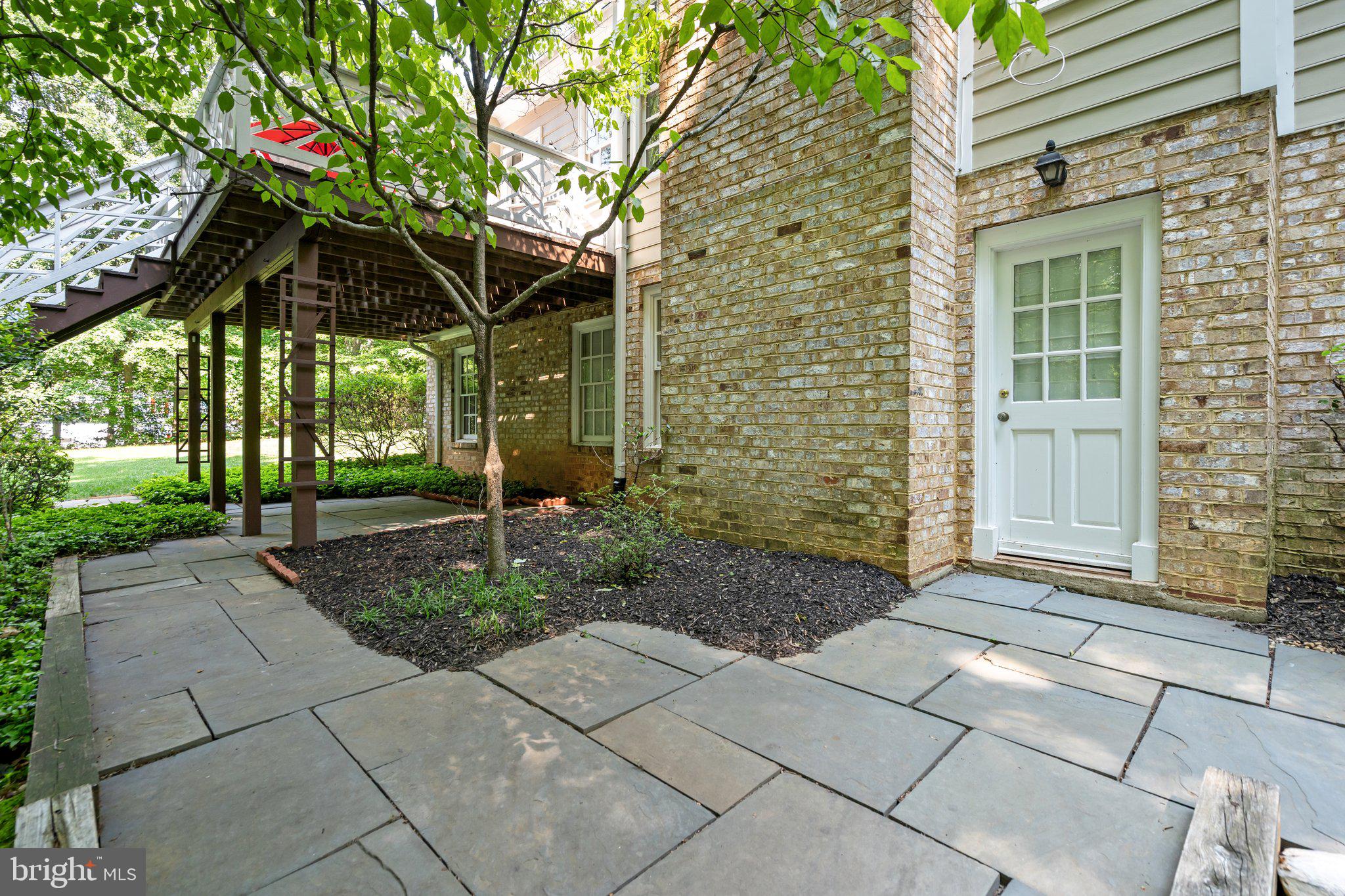 6008 FINCHINGFIELD ROAD