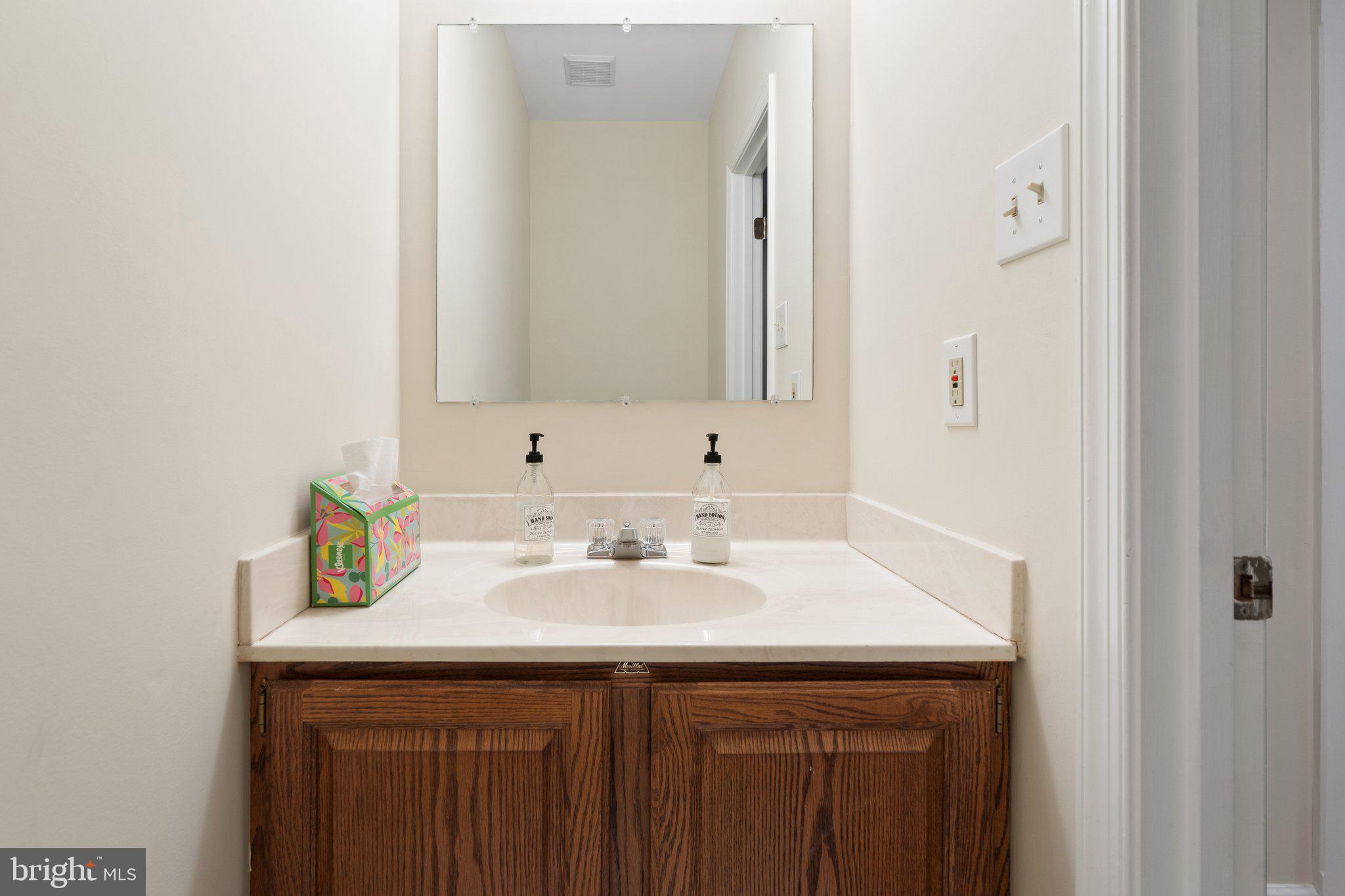 6008 FINCHINGFIELD ROAD