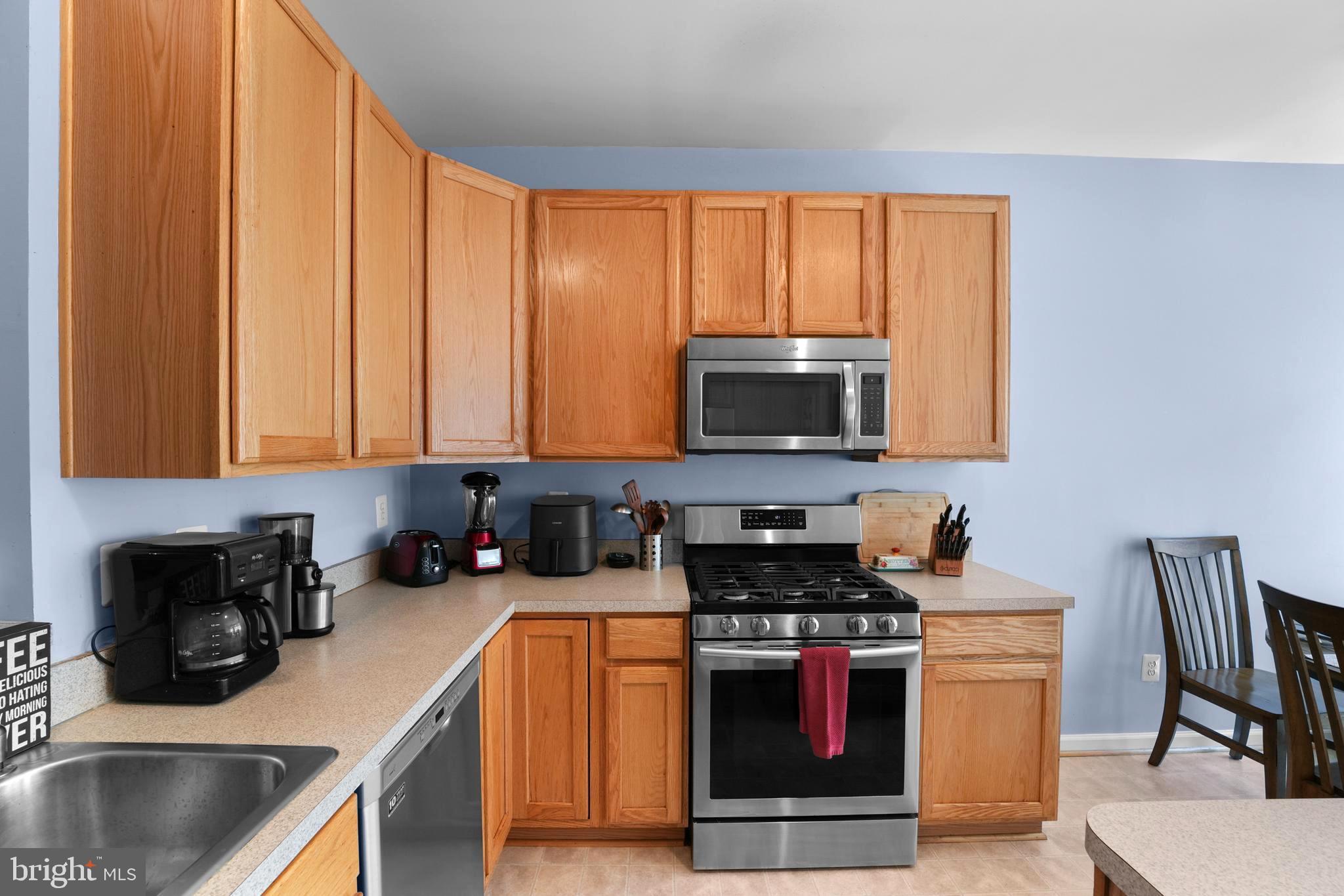 195 ONYX WAY