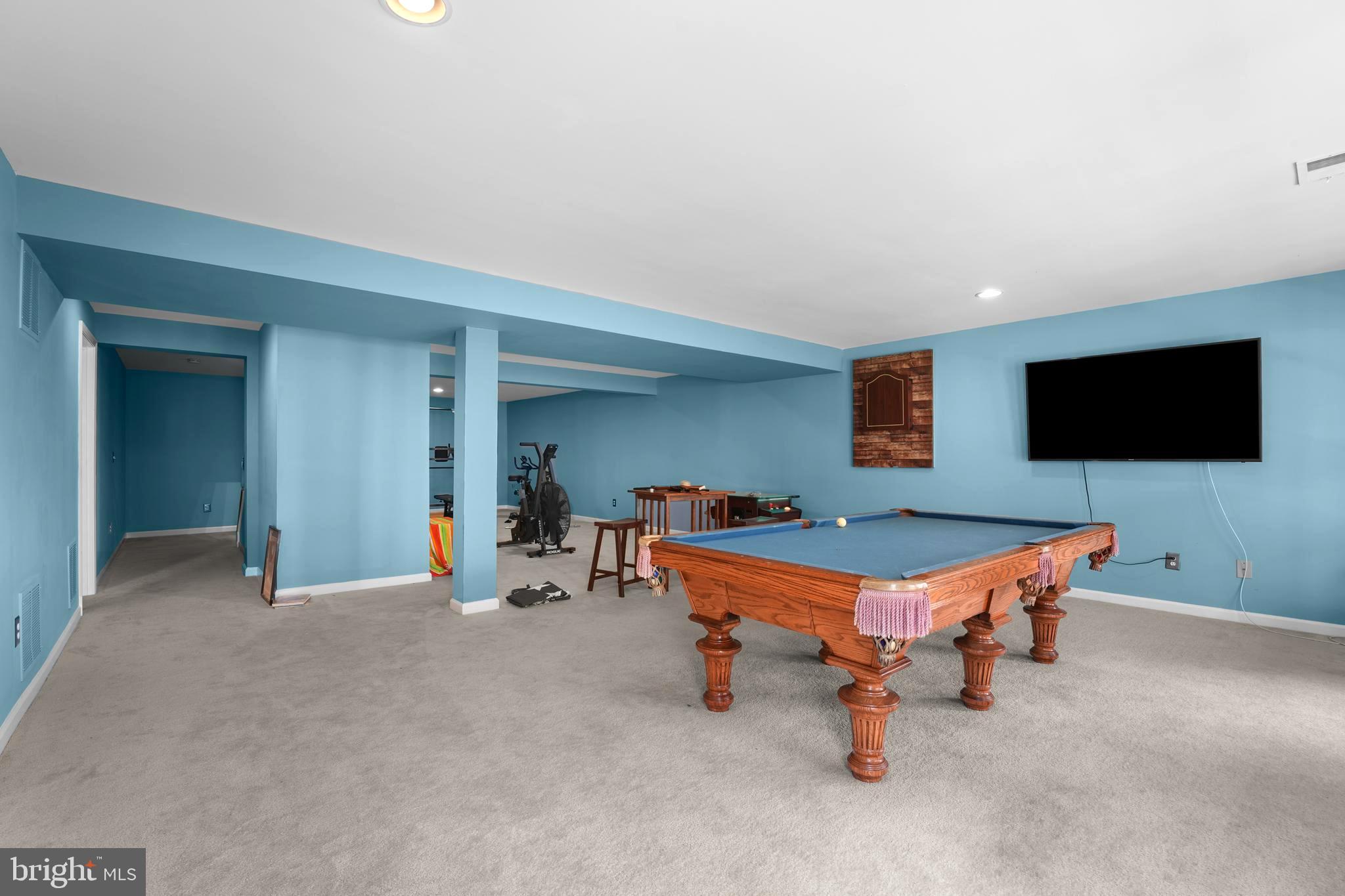 195 ONYX WAY