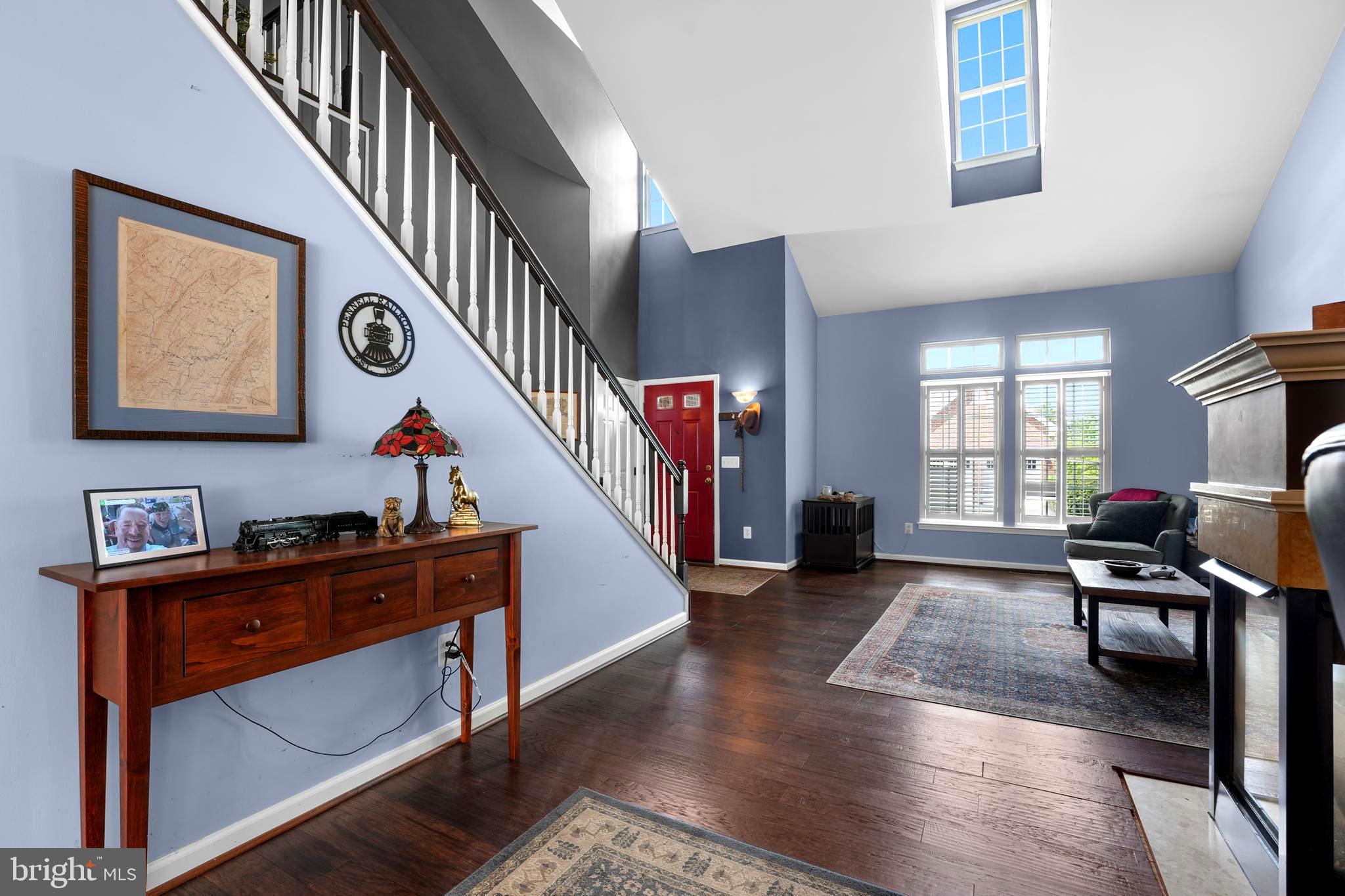 195 ONYX WAY