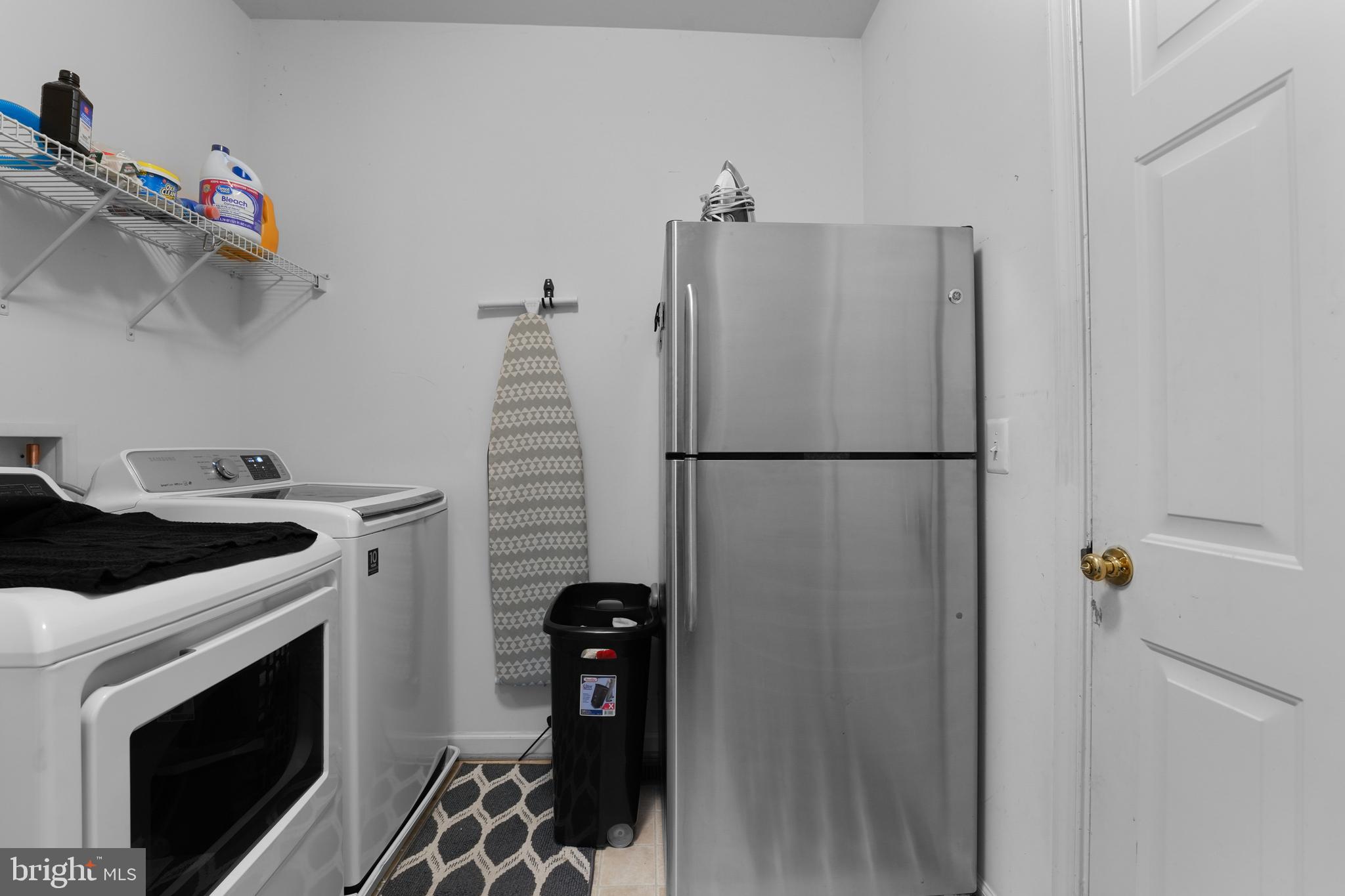 195 ONYX WAY