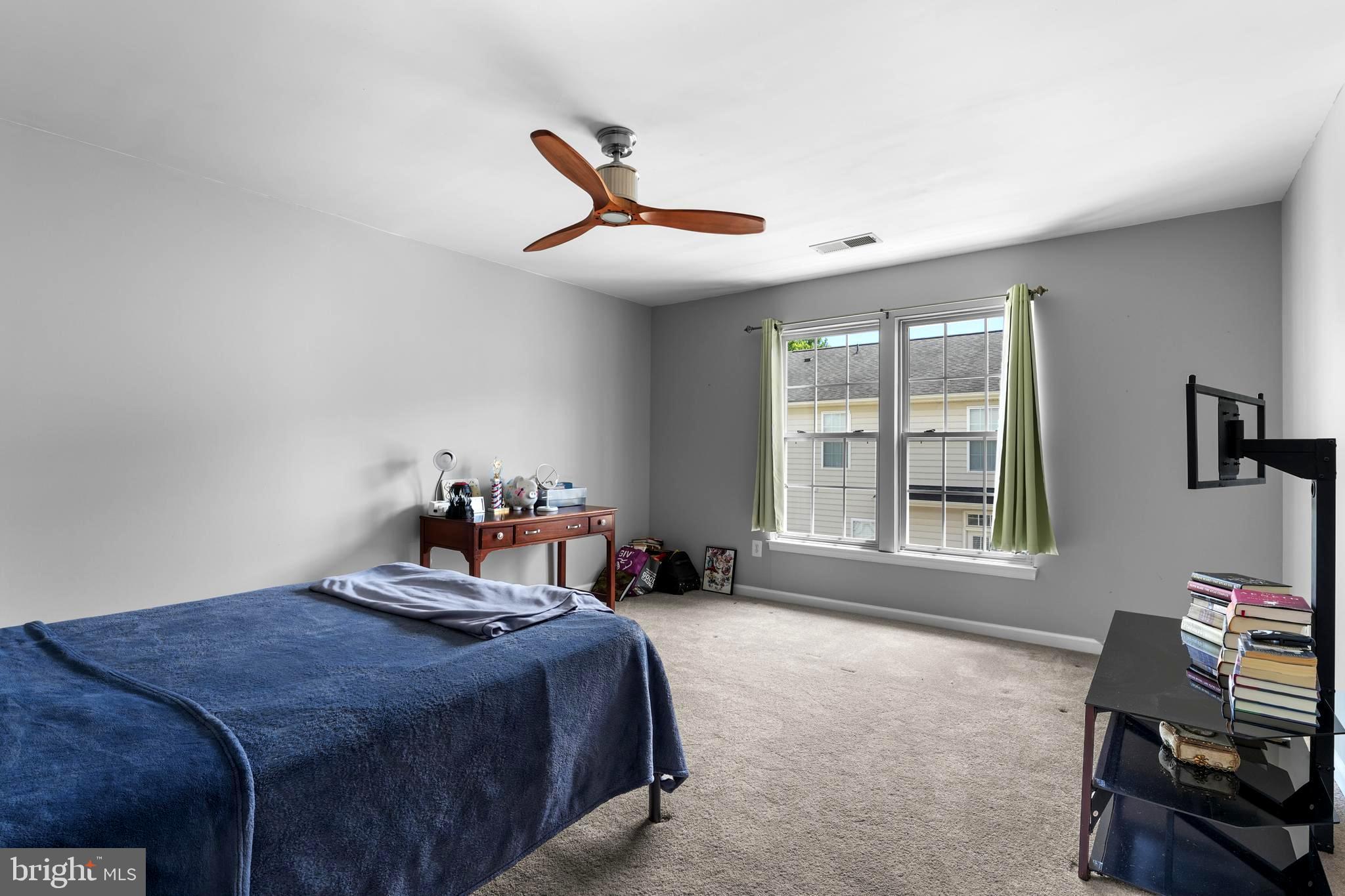 195 ONYX WAY