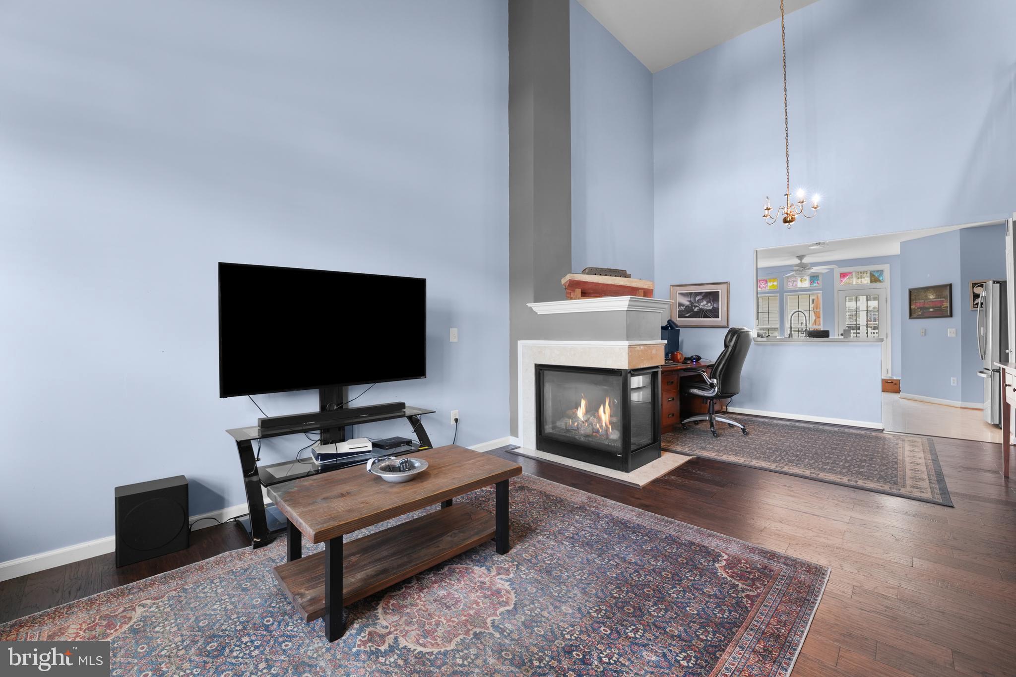 195 ONYX WAY