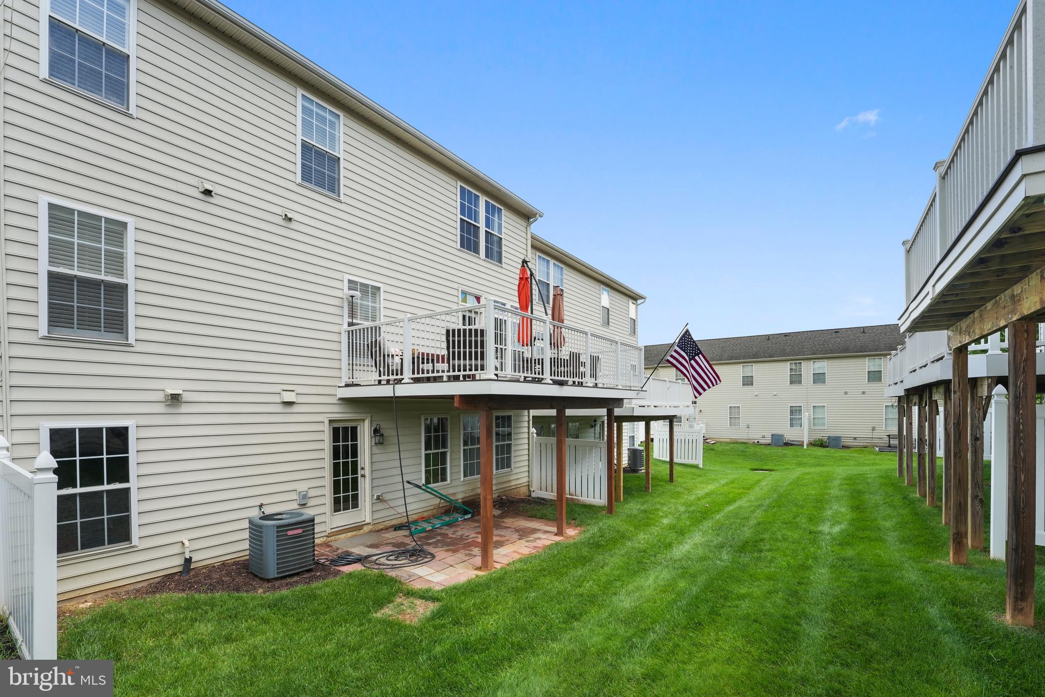 195 ONYX WAY