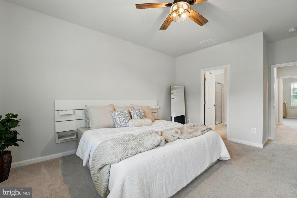 5137 PENN STREET