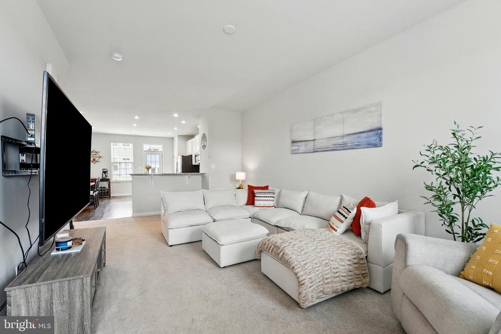 5137 PENN STREET