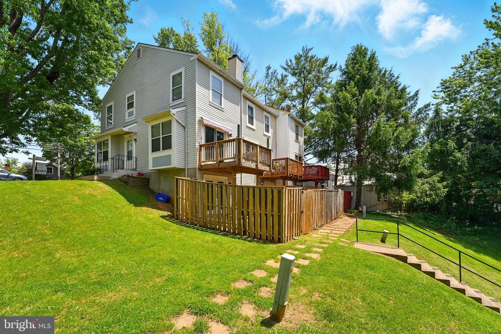 386 FALMOUTH STREET
