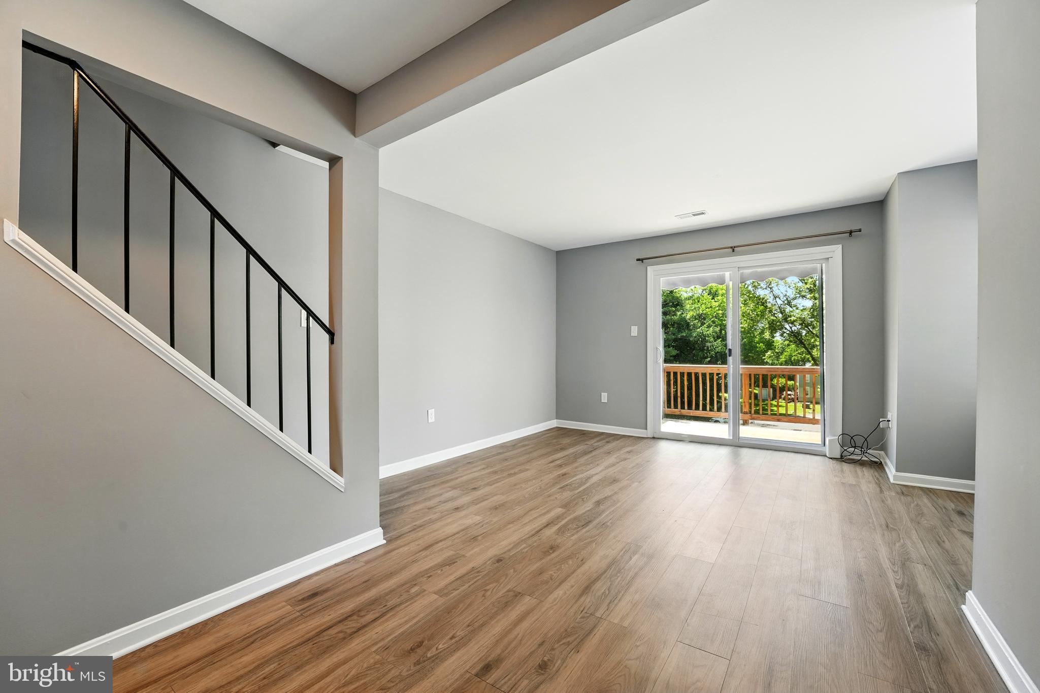 386 FALMOUTH STREET