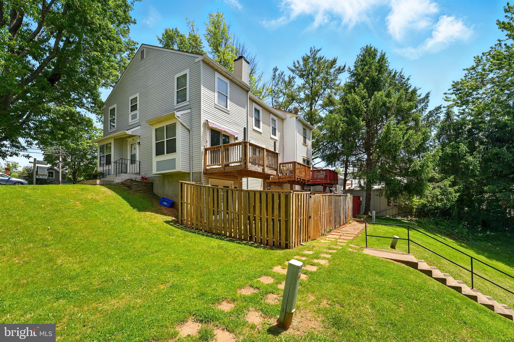 386 FALMOUTH STREET