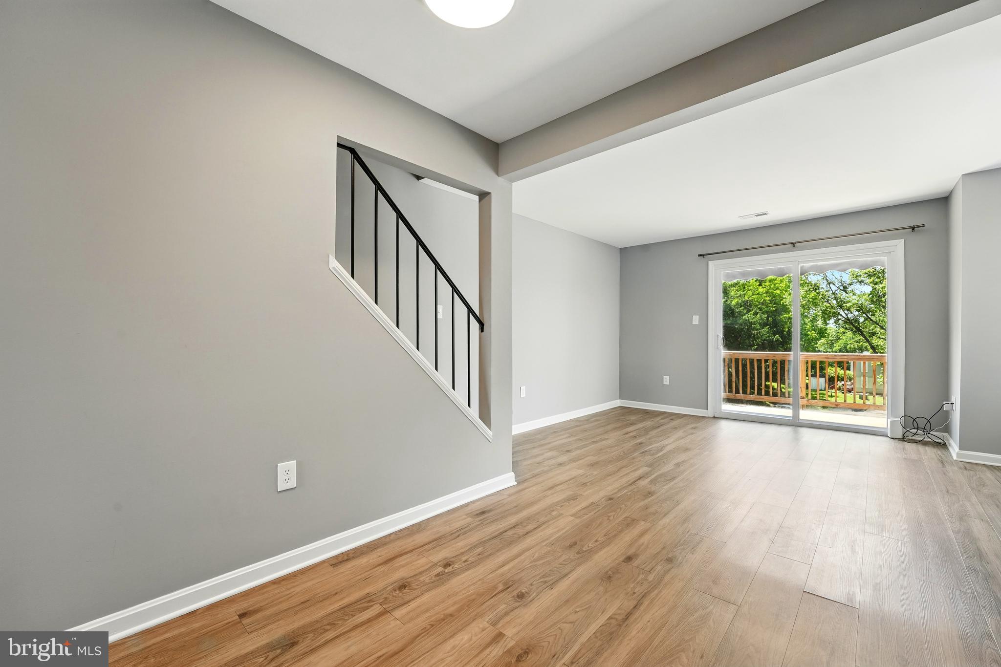 386 FALMOUTH STREET